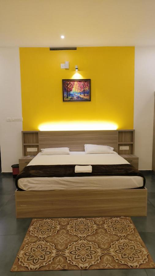 Happy Holidays Resort Kanthalloor Экстерьер фото
