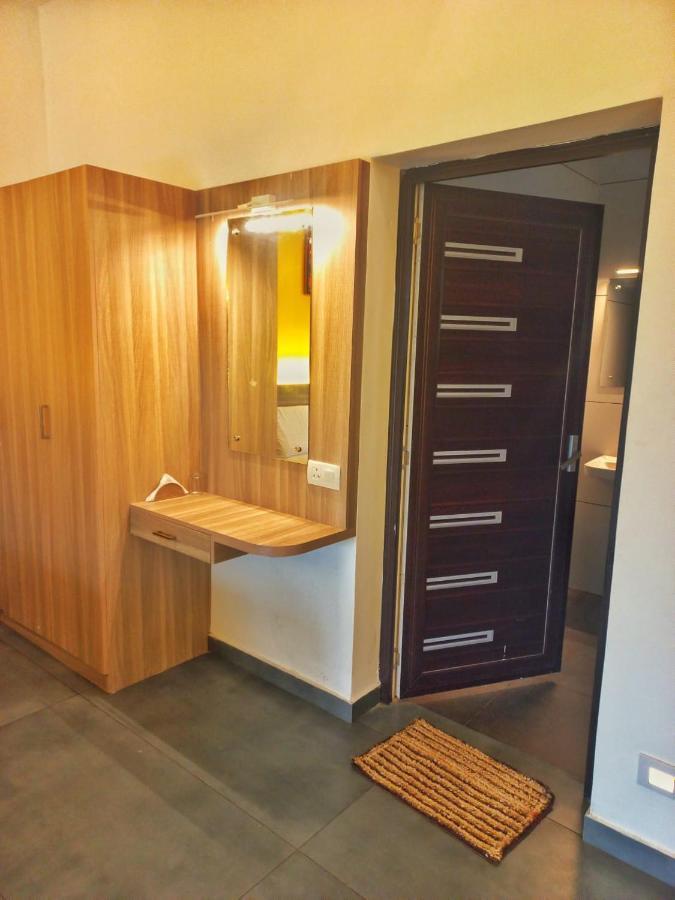 Happy Holidays Resort Kanthalloor Экстерьер фото