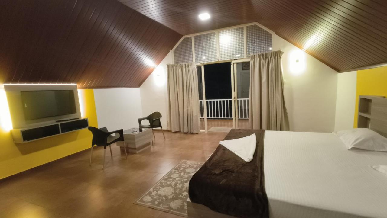 Happy Holidays Resort Kanthalloor Экстерьер фото